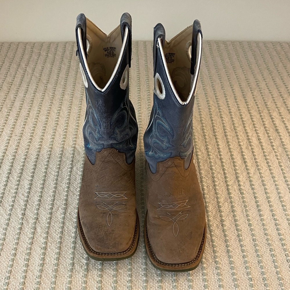 Old West Brown Foot with Navy Shaft Cowboy Boots - Size: 4